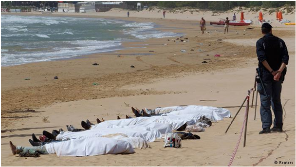 بعد تعمّد  إغراق قارب المهاجرين  شباب تونس يُقتل مرتين